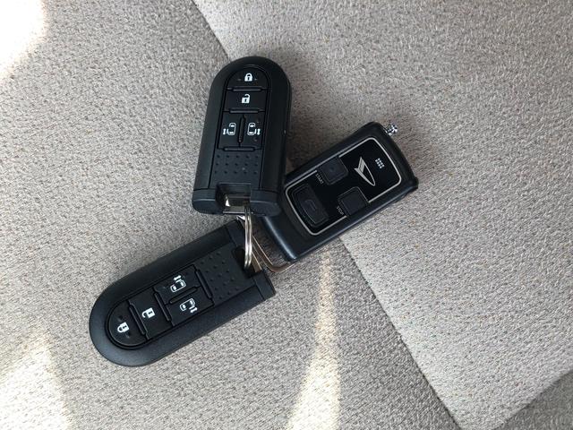 ムーヴキャンバスＧホワイトアクセントリミテッド　ＳＡIII　５１３９０ｋｍ４ＷＤ　スマートアシスト　パノラマモニター　ナビ　ステアリングスイッチ　キーフリーシステム　プッシュボタンスタート　オートエアコン　スライドドア（山形県）の中古車