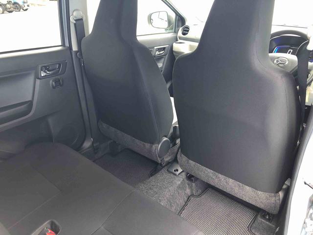 ミライースＸ　ＳＡIII　４ＷＤ　走行距離１１０００ｋｍ４ＷＤ　インテグレードＣＤ・ＡＭ／ＦＭ付ステレオ　マニュアルエアコン　キーレスエントリー　１４インチフルホイールキャップ　コーナーセンサー（山形県）の中古車