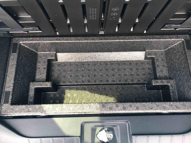 タントカスタムＸ　走行距離５０００ｋｍ４ＷＤ　スマートアシスト　キーフリーシステム　プッシュボタンスタート　オートエアコン　１４インチアルミホール　電動パーキングブレーキ　ステアリングスイッチ　スライドドア（山形県）の中古車