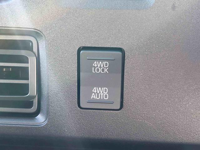 ハイゼットカーゴＤＸ　４ＷＤ　走行距離３６１０ｋｍ４ＷＤ　スマートアシスト　マニュアルエアコン　キーレスエントリー　純正ナビアップグレードパック　１２Ｖ電源　コーナーセンサー（山形県）の中古車