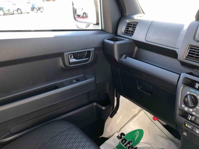 ハイゼットカーゴＤＸ　４ＷＤ　走行距離３６１０ｋｍ４ＷＤ　スマートアシスト　マニュアルエアコン　キーレスエントリー　純正ナビアップグレードパック　１２Ｖ電源　コーナーセンサー（山形県）の中古車