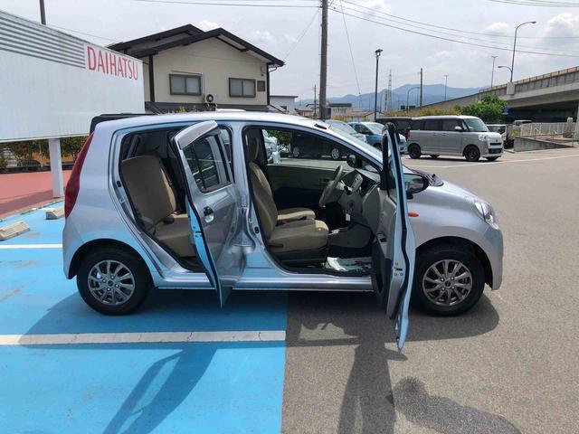 ミラＸスペシャル　４ＷＤ　走行距離４１５６６ｋｍ４ＷＤ　スマートアシスト　マニュアルエアコン　キーレスエントリー　アルミホイール　ＣＤチューナー　パワーステアリング　パワーウインドウ（山形県）の中古車