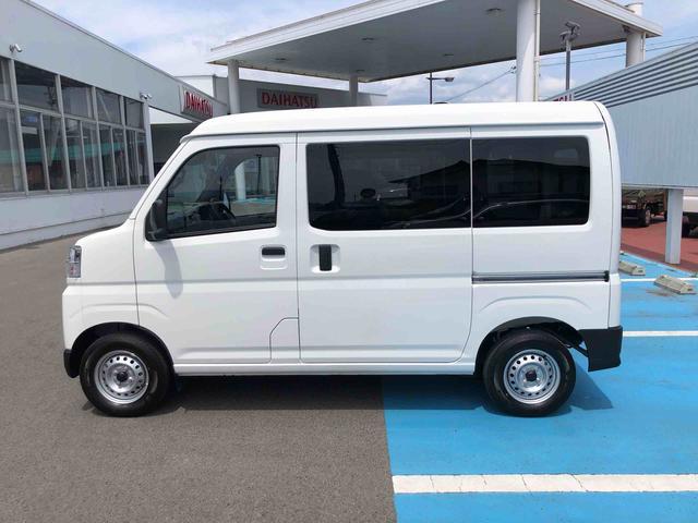 ハイゼットカーゴＤＸ　４ＷＤ　走行距離２５８８ｋｍ４ＷＤ　スマートアシスト　ＡＭ／ＦＭラジオ　マニュアルエアコン　キーレスエントリー　コーナーセンサー　アイドリングストップ　１２Ｖ電源（山形県）の中古車