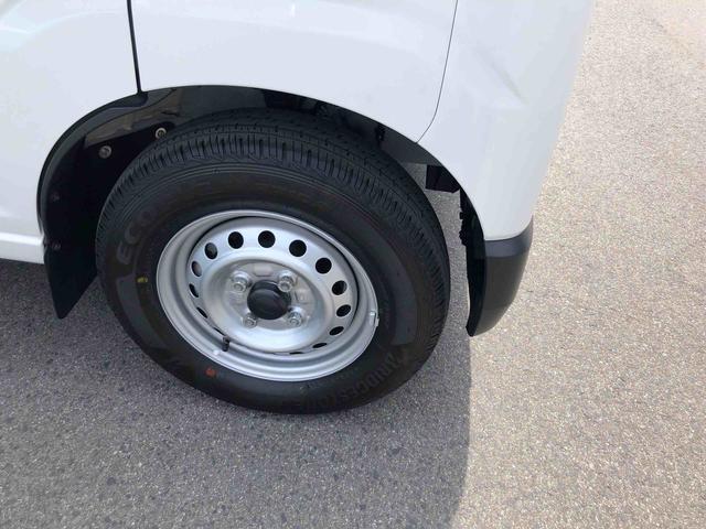 ハイゼットカーゴＤＸ　４ＷＤ　走行距離２５８８ｋｍ４ＷＤ　スマートアシスト　ＡＭ／ＦＭラジオ　マニュアルエアコン　キーレスエントリー　コーナーセンサー　アイドリングストップ　１２Ｖ電源（山形県）の中古車