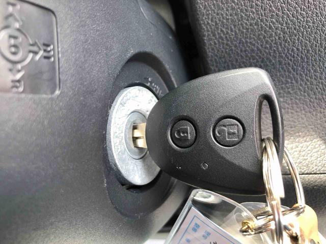 ハイゼットカーゴＤＸ　４ＷＤ　走行距離２５８８ｋｍ４ＷＤ　スマートアシスト　ＡＭ／ＦＭラジオ　マニュアルエアコン　キーレスエントリー　コーナーセンサー　アイドリングストップ　１２Ｖ電源（山形県）の中古車