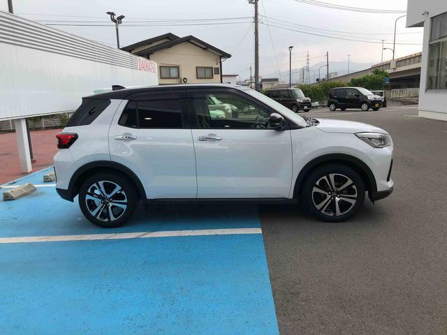 ロッキープレミアム　走行距離７５７４３ｋｍ２ＷＤ　スマートアシスト　カーナビゲーション　パノラマモニター　キーフリーシステム　プッシュボタンスタート　ステアリングスイッチ　１７インチアルミホイール（山形県）の中古車