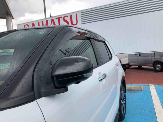 ロッキープレミアム　走行距離７５７４３ｋｍ２ＷＤ　スマートアシスト　カーナビゲーション　パノラマモニター　キーフリーシステム　プッシュボタンスタート　ステアリングスイッチ　１７インチアルミホイール（山形県）の中古車