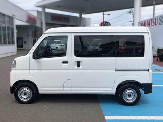ハイゼットカーゴＤＸ　４ＷＤ　走行距離２４５４ｋｍ・ＡＭ／ＦＭラジオ４ＷＤ　スマートアシスト　ＡＭ／ＦＭラジオ　キーレスエントリー　マニュアルエアコン　コーナーセンサー　アイドリングストップ（山形県）の中古車