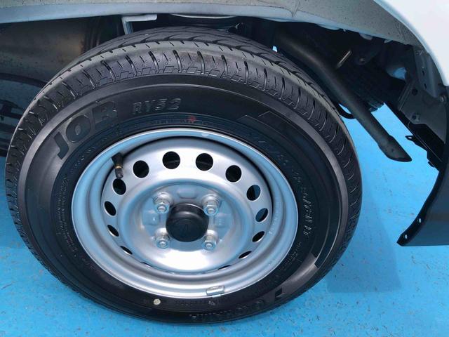 ハイゼットカーゴＤＸ　４ＷＤ　走行距離２４５４ｋｍ・ＡＭ／ＦＭラジオ４ＷＤ　スマートアシスト　ＡＭ／ＦＭラジオ　キーレスエントリー　マニュアルエアコン　コーナーセンサー　アイドリングストップ（山形県）の中古車