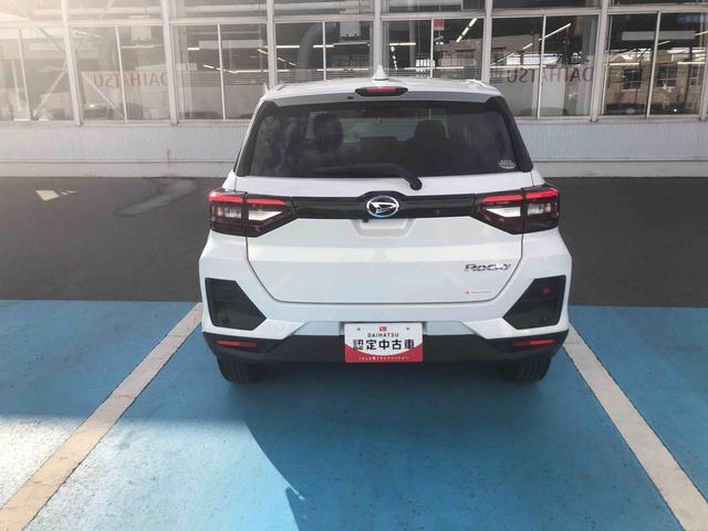 ロッキープレミアム 4WD 走行距離34701km・17インチアルミ4WD スマートアシスト カーナビ パノラマモニター デジタルメーター ステアリングスイッチ キーフリーシステム 17インチアルミホイール LEDヘッドランプ(山形県)の中古車