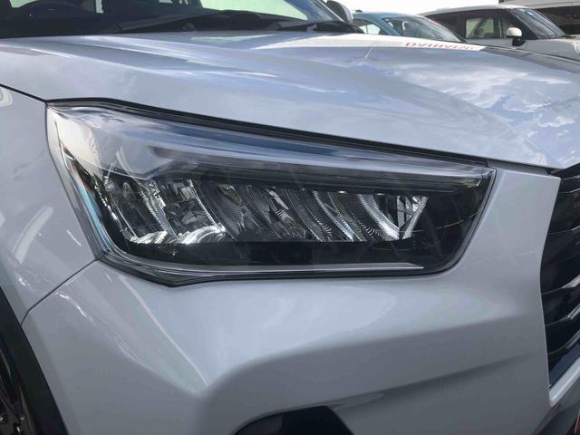 ロッキープレミアム　４ＷＤ　走行距離３４７０１ｋｍ・１７インチアルミ４ＷＤ　スマートアシスト　カーナビ　パノラマモニター　デジタルメーター　ステアリングスイッチ　キーフリーシステム　１７インチアルミホイール　ＬＥＤヘッドランプ（山形県）の中古車