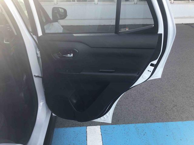 ロッキープレミアム　４ＷＤ　走行距離３４７０１ｋｍ・１７インチアルミ４ＷＤ　スマートアシスト　カーナビ　パノラマモニター　デジタルメーター　ステアリングスイッチ　キーフリーシステム　１７インチアルミホイール　ＬＥＤヘッドランプ（山形県）の中古車