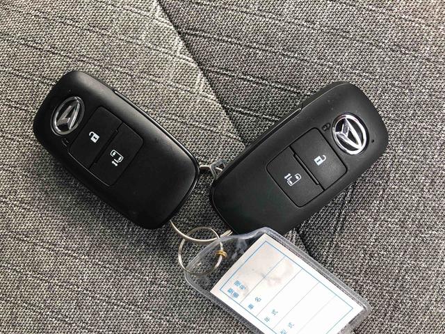 タントＸ　４ＷＤ　走行距離３４０７ｋｍ４ＷＤ　スマートアシスト　ステアリングスイッチ　１４インチフルホイールキャップ　オートエアコン　スライドドア　キーフリーシステム　電動パーキングブレーキ（山形県）の中古車