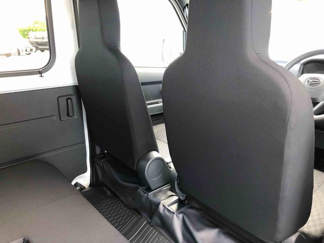 ハイゼットカーゴＤＸ　４ＷＤ　走行距離５７９ｋｍ・ＡＭ／ＦＭラジオ４ＷＤ　スマートアシスト　ＡＭ／ＦＭラジオ　コーナーセンサー　スチールホイール　マニュアルエアコン　キーレスエントリー　アイドリングストップ　キーレスエントリー（山形県）の中古車