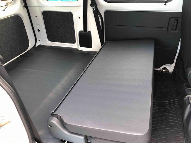 ハイゼットカーゴＤＸ　４ＷＤ　走行距離５７９ｋｍ・ＡＭ／ＦＭラジオ４ＷＤ　スマートアシスト　ＡＭ／ＦＭラジオ　コーナーセンサー　スチールホイール　マニュアルエアコン　キーレスエントリー　アイドリングストップ　キーレスエントリー（山形県）の中古車