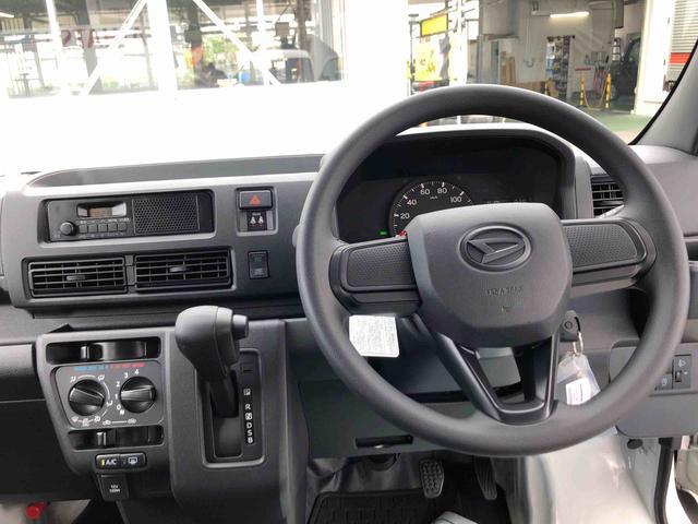 ハイゼットカーゴＤＸ　４ＷＤ　走行距離４６８ｋｍ４ＷＤ　スマートアシスト　ＡＭ／ＦＭラジオ　マニュアルエアコン　コーナーセンサー　キーレスエントリー　スライドドア（山形県）の中古車