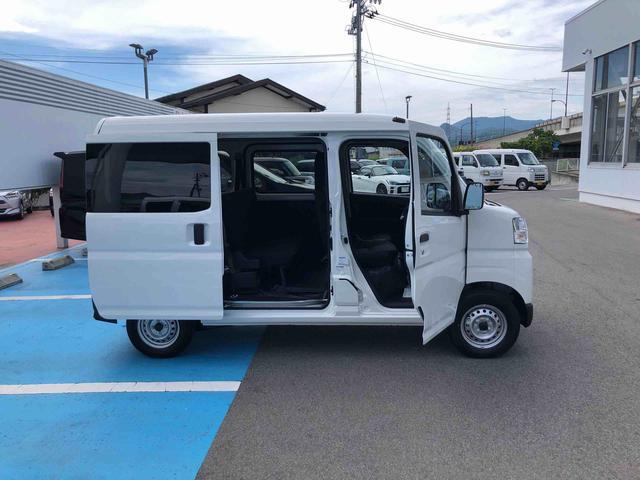 ハイゼットカーゴＤＸ　４ＷＤ　走行距離２１４ｋｍ４ＷＤ　スマートアシスト　コーナーセンサー　ＡＭ／ＦＭラジオ　マニュアルエアコン　キーレスエントリー　スチールホイール（山形県）の中古車