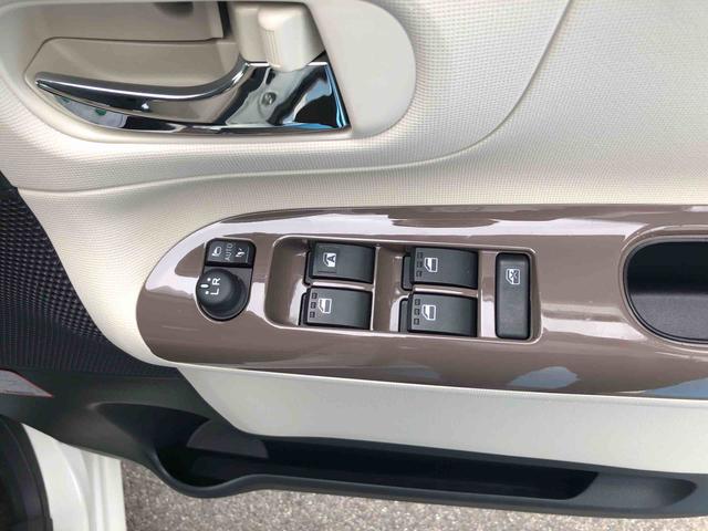 ムーヴキャンバスＧメイクアップＶＳ　ＳＡIII　４ＷＤ　走行７０６２７ｋｍ４ＷＤ　スマートアシスト　ステアリングスイッチ　パノラマモニター　カーナビ　フルホイールキャップ　キーフリーシステム　プッシュボタンスタート（山形県）の中古車