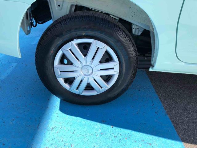 ハイゼットカーゴクルーズ　４ＷＤ　走行距離１５３３ｋｍ４ＷＤ　スマートアシスト　キーフリーシステム　マニュアルエアコン　プッシュボタンスタート　コーナーセンサー　フルホイールキャップ（山形県）の中古車