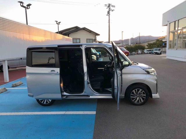 ルーミーカスタムG 4WD 走行距離13240km・ナビ4WD スマートアシスト ナビ オートエアコン バックモニター ステアリングスイッチ アルミホイール プッシュボタンスタート(山形県)の中古車