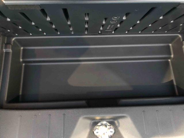 ルーミーカスタムG 4WD 走行距離13240km・ナビ4WD スマートアシスト ナビ オートエアコン バックモニター ステアリングスイッチ アルミホイール プッシュボタンスタート(山形県)の中古車