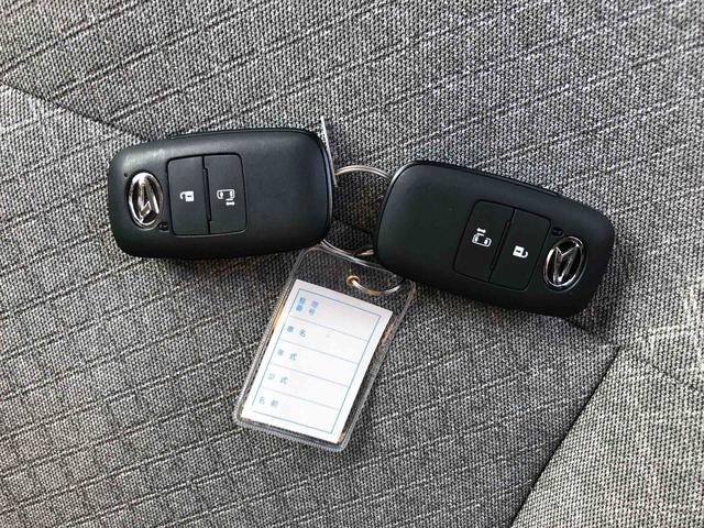 タントＸ　４ＷＤ　走行距離２６２８ｋｍ４ＷＤ　スマートアシスト　フルホイールキャップ　オートエアコン　プッシュボタンスタート　ステアリングスイッチ　電動パーキングブレーキ（山形県）の中古車