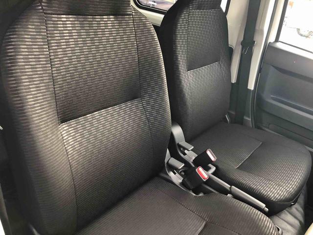 ハイゼットカーゴＤＸ　４ＷＤ　走行距離３６２１ｋｍ４ＷＤ　スマートアシスト　マニュアルエアコン　キーレスエントリー　スチールホイール　パワーウィンドウ　コーナーセンサー（山形県）の中古車