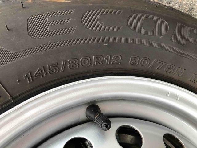 ハイゼットカーゴＤＸ　４ＷＤ　走行距離４８８１ｋｍ４ＷＤ　スマートアシスト　キーレスエントリー　コーナーセンサー　マニュアルエアコン　スチールホイール　パワーウィンドウ　アイドリングストップ（山形県）の中古車