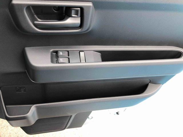 ハイゼットカーゴＤＸ　４ＷＤ　走行距離４８８１ｋｍ４ＷＤ　スマートアシスト　キーレスエントリー　コーナーセンサー　マニュアルエアコン　スチールホイール　パワーウィンドウ　アイドリングストップ（山形県）の中古車