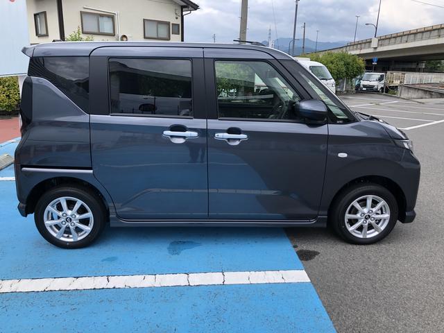 ムーヴＧ　４ＷＤ　走行距離１５６１ｋｍ４ＷＤ　スマートアシスト　プッシュボタンスタート　キーフリーシステム　左側パワースライドドア　タコメーター　オートエアコン　メッキインナーハンドル（山形県）の中古車