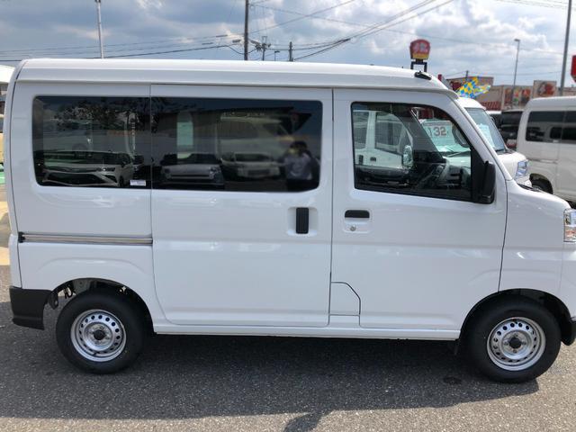 ハイゼットカーゴＤＸ　４ＷＤ　走行距離２０００ｋｍ・ＡＭ／ＦＭラジオ４ＷＤ　スマートアシスト　キーレスエントリー　ＡＭ／ＦＭラジオ　マニュアルエアコン　コーナーセンサー　アイドリングストップ（山形県）の中古車