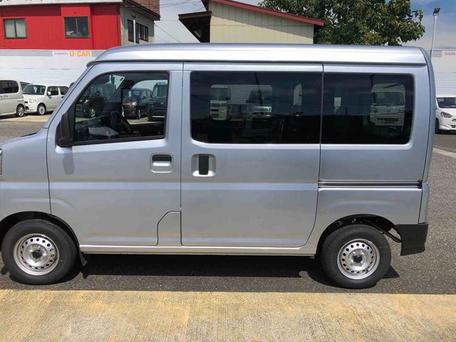 ハイゼットカーゴＤＸ　４ＷＤ　走行距離１３５０ｋｍ・ＡＭ／ＦＭラジオ４ＷＤ　スマートアシスト　ＡＭ／ＦＭラジオ　キーレスエントリー　マニュアルエアコン　コーナーセンサー　１２Ｖ電源　アイドリングストップ（山形県）の中古車