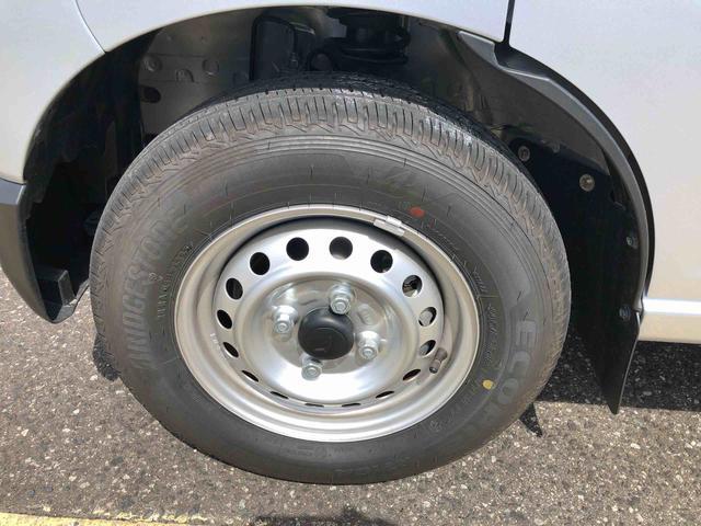 ハイゼットカーゴＤＸ　４ＷＤ　走行距離１３５０ｋｍ・ＡＭ／ＦＭラジオ４ＷＤ　スマートアシスト　ＡＭ／ＦＭラジオ　キーレスエントリー　マニュアルエアコン　コーナーセンサー　１２Ｖ電源　アイドリングストップ（山形県）の中古車