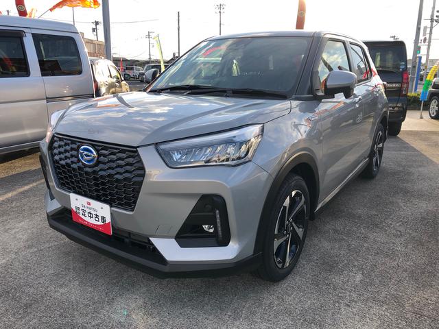 ロッキープレミアムＧ　ＨＥＶ　２ＷＤ　走行距離４４０１ｋｍ２ＷＤ　スマートアシスト　アルミホイール　ステアリングスイッチ　キーフリーシステム　セパレートシート　オートエアコン（山形県）の中古車