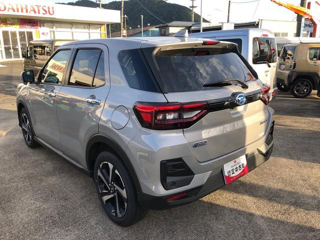 ロッキープレミアムＧ　ＨＥＶ　２ＷＤ　走行距離４４０１ｋｍ２ＷＤ　スマートアシスト　アルミホイール　ステアリングスイッチ　キーフリーシステム　セパレートシート　オートエアコン（山形県）の中古車