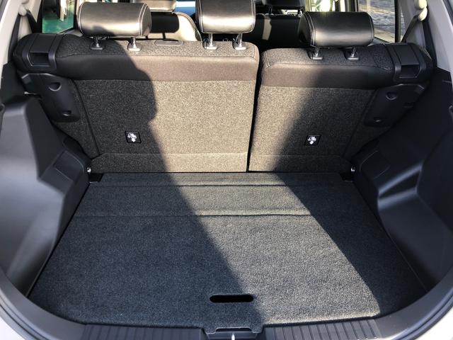 ロッキープレミアムＧ　ＨＥＶ　２ＷＤ　走行距離４４０１ｋｍ２ＷＤ　スマートアシスト　アルミホイール　ステアリングスイッチ　キーフリーシステム　セパレートシート　オートエアコン（山形県）の中古車