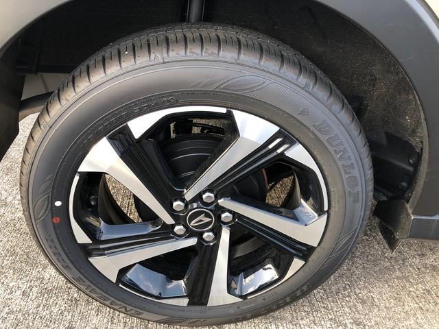 ロッキープレミアムＧ　ＨＥＶ　２ＷＤ　走行距離４４０１ｋｍ２ＷＤ　スマートアシスト　アルミホイール　ステアリングスイッチ　キーフリーシステム　セパレートシート　オートエアコン（山形県）の中古車