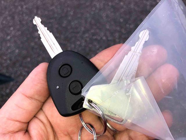 ミライースX SAIII 4WD 走行距離3931km4WD スマートアシスト コーナーセンサー キーレスエントリー デジタルメーター フルホイールキャップ マニュアルエアコン(山形県)の中古車