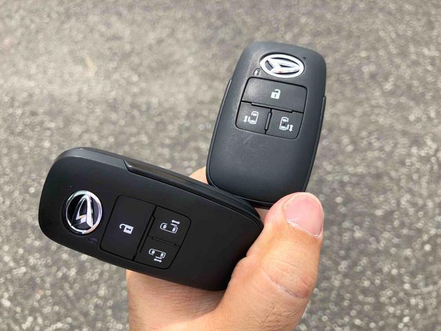 タントカスタムＸ　４ＷＤ　走行距離８ｋｍ４ＷＤ　スマートアシスト　プッシュボタンスタート　キーフリーシステム　両側パワースライドドア　フロントフォグランプ　アルミホイール　オートエアコン（山形県）の中古車