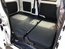 ４ＷＤ　スマートアシスト　キーレスエントリー　オーバーヘッドシェルフ　ＡＭ／ＦＭラジオ　アッパートレイ　撥水フルファブリック表皮（山形県）の中古車