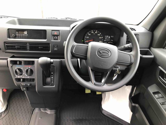 ハイゼットカーゴＤＸ　４ＷＤ　走行距離１０ｋｍ・ＡＭ／ＦＭラジオ４ＷＤ　スマートアシスト　ＡＭ／ＦＭラジオ　マニュアルエアコン　コーナーセンサー　キーレスエントリー　１２Ｖ電源　スライドドア（山形県）の中古車