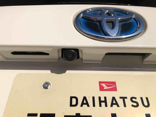 プリウスＳ　４ＷＤ　走行距離５２８１３ｋｍ４ＷＤ　ナビ　アルミホイール　ステアリングスイッチ　オートエアコン　プッシュボタンスタート　キーフリーシステム　デジタルメーター（山形県）の中古車