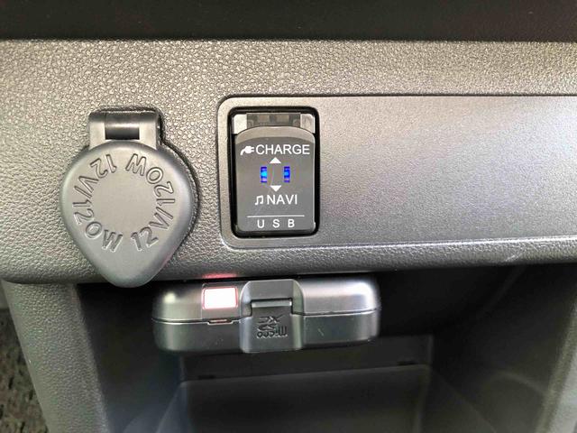 ブーンシルク　ＳＡIII　４ＷＤ　走行距離１４００７ｋｍ４ＷＤ　スマートアシスト　ナビ　オートエアコン　フルホイールキャップ　プッシュボタンスタート　キーフリーシステム　ステアリングスイッチ（山形県）の中古車