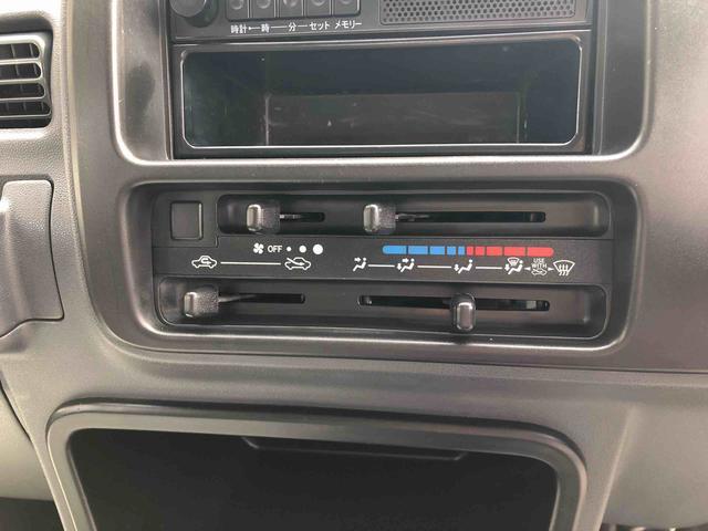 ハイゼットトラックスペシャル　４ＷＤ　走行距離５１７９５ｋｍ・５速マニュアル４ＷＤ　スマートアシスト　ＭＴ５速　車検整備付き　ラジオ　コーナーセンサー　キーレスエントリー　マニュアルエアコン　スチールホイール（山形県）の中古車