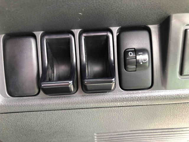 ハイゼットトラックスペシャル　４ＷＤ　走行距離５１７９５ｋｍ・５速マニュアル４ＷＤ　スマートアシスト　ＭＴ５速　車検整備付き　ラジオ　コーナーセンサー　キーレスエントリー　マニュアルエアコン　スチールホイール（山形県）の中古車