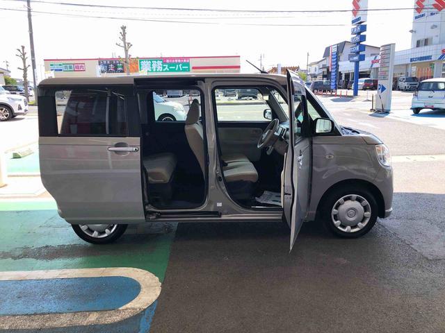 ムーヴキャンバスＸ　ＳＡIII　４ＷＤ　走行距離７６３８１ｋｍ４ＷＤ　スマートアシスト　ナビ　フルホイールキャップ　ステアリングスイッチ　キーフリーシステム　プッシュボタンスタート　オートエアコン（山形県）の中古車