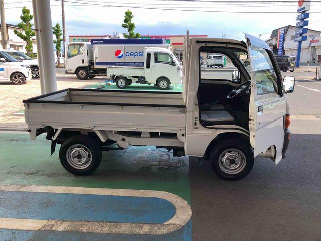 ハイゼットトラッククライマーS 4WD 走行距離71961km4WD AMラジオ マニュアルエアコン スチールホイール フロアシフト ワイドバイザー セパレートシート(山形県)の中古車