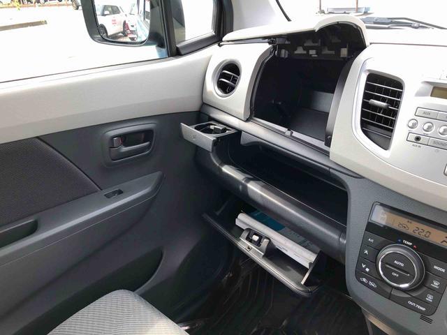 ワゴンＲＦＸ　２ＷＤ　走行距離５４７３３ｋｍ２ＷＤ　キーレスエントリー　ＣＤオーディオ　アルミホイール　オートエアコン　シートヒーター　アイドリングストップ　フロントベンチシート（山形県）の中古車