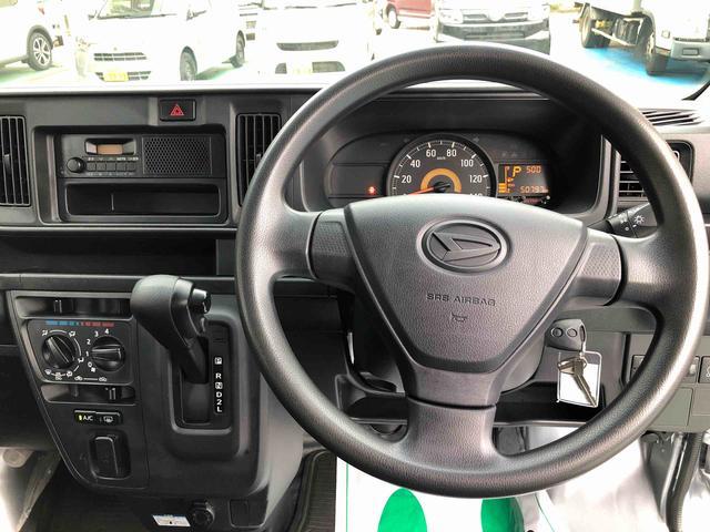 ハイゼットカーゴＤＸ　４ＷＤ　走行距離５０７９７ｋｍ４ＷＤ　スマートアシスト　キーレスエントリー　オーバーヘッドコンソール　ＡＭ／ＦＭラジオ　マニュアルエアコン　アイドリングストップ（山形県）の中古車
