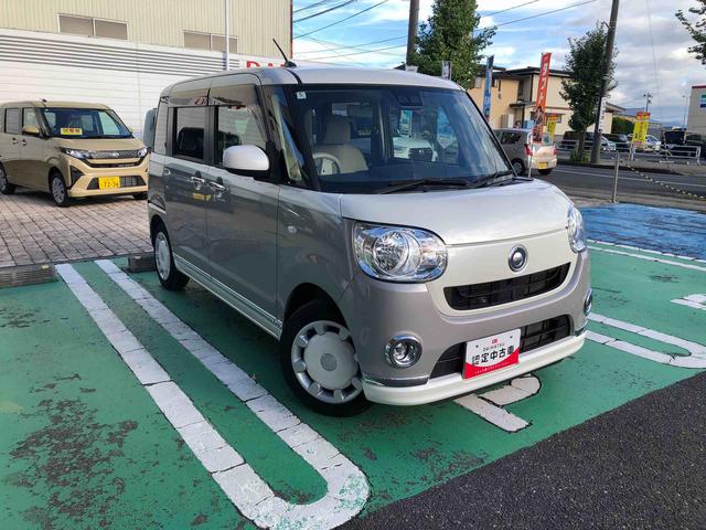 ムーヴキャンバス 中古車 Ｘリミテッドメイクアップ　ＳＡＩＩＩ　走行距離４２４３６ｋｍ２ＷＤ　スマートアシスト　プッシュボタンスタート　キーフリーシステム　フロントフォグランプ　シートリフター　オートエアコン　フルホイールキャップ